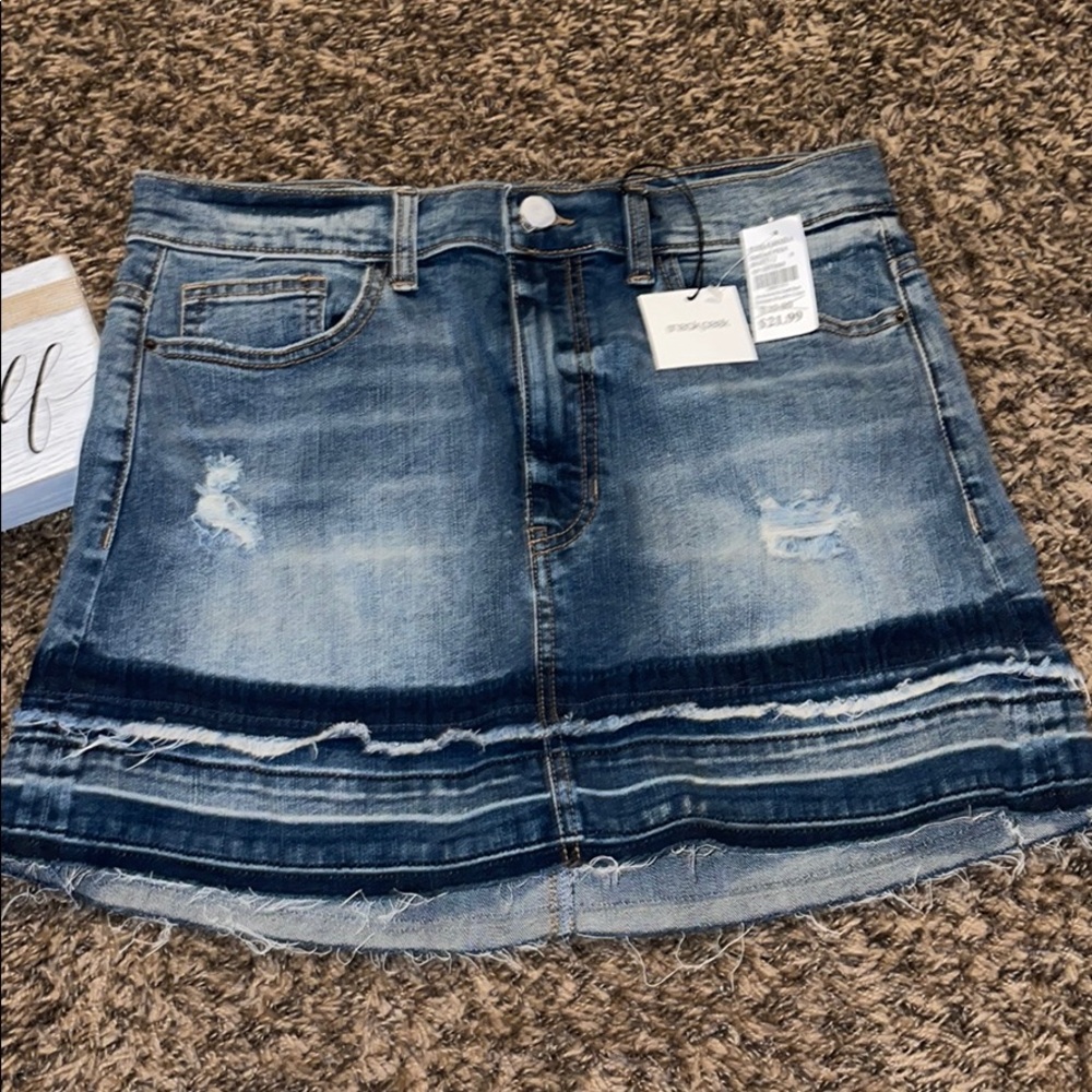 Sneak peek denim jean skirt